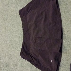 Lululemon black pleated size 8 skort